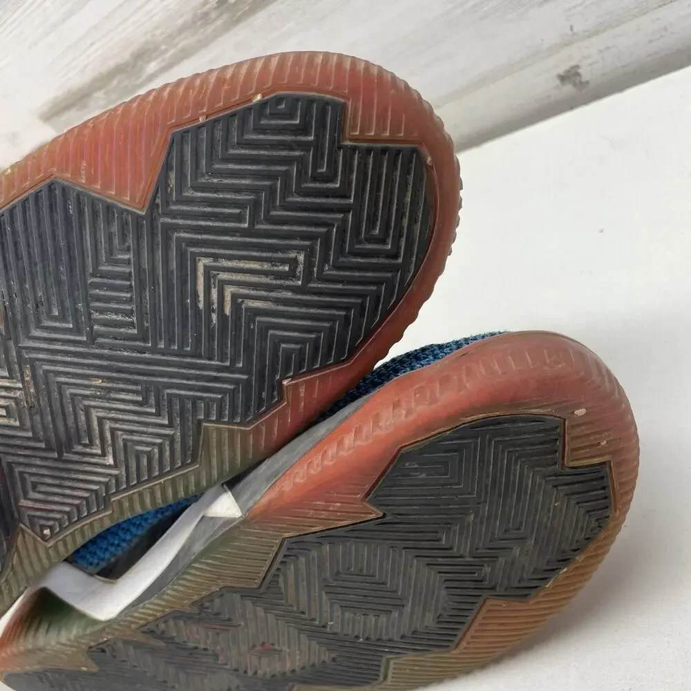 Jordan spike forty
